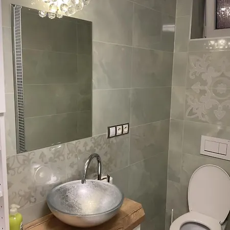 度假居 Charming Near Old Town *